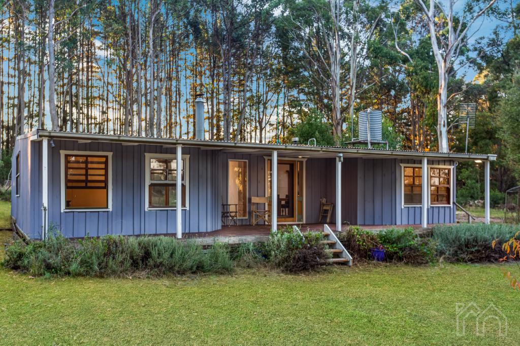 85 Blue Mount Rd, Trentham, VIC 3458