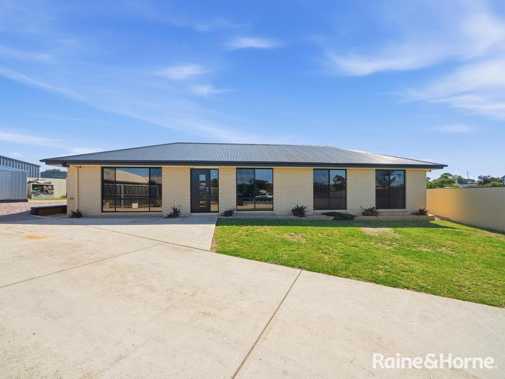6 Olivia Ct, Swansea, TAS 7190