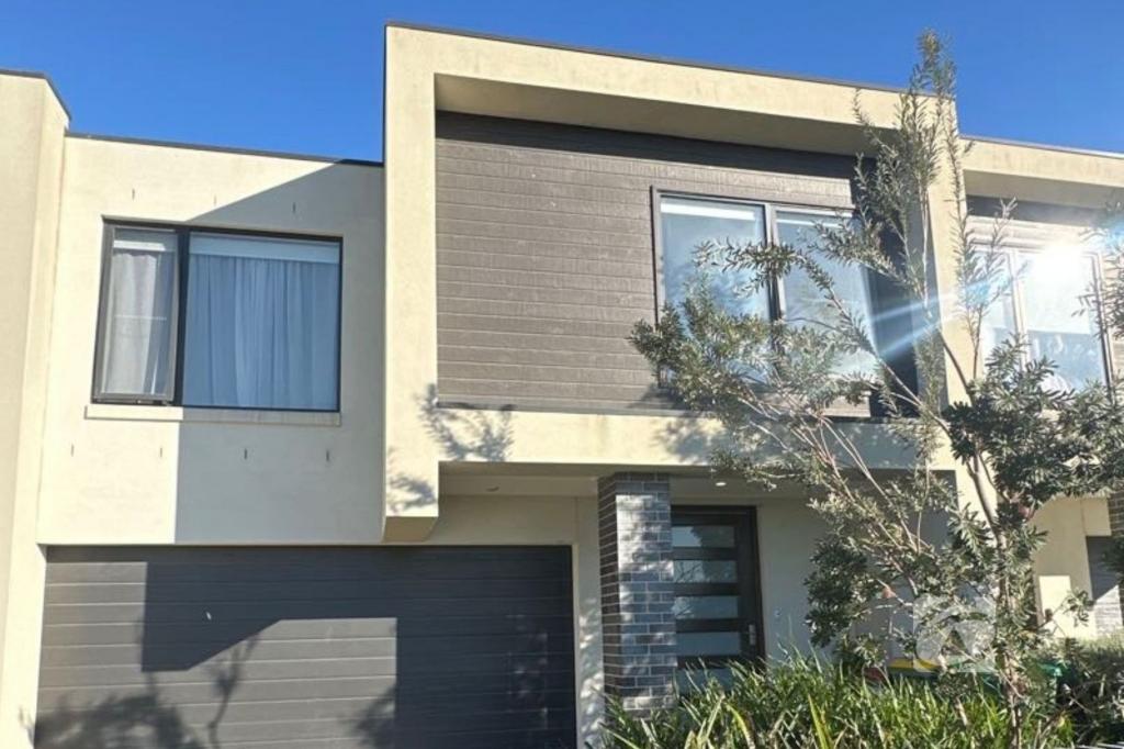 22 Mortlake Dr, Officer South, VIC 3809