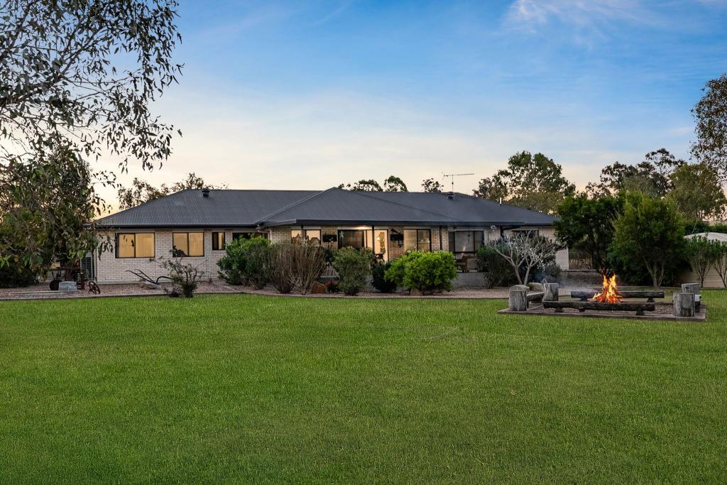 47 White Gums Rd, Hatton Vale, QLD 4341