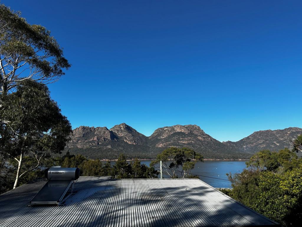 9 Esplanade East, Coles Bay, TAS 7215