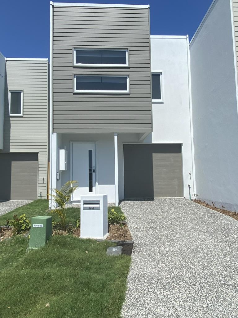 69a Panorama Cct, Ripley, QLD 4306