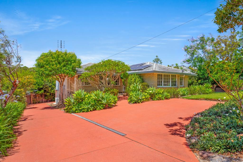 8 GIRRAWEEN AVE, ERINA, NSW 2250