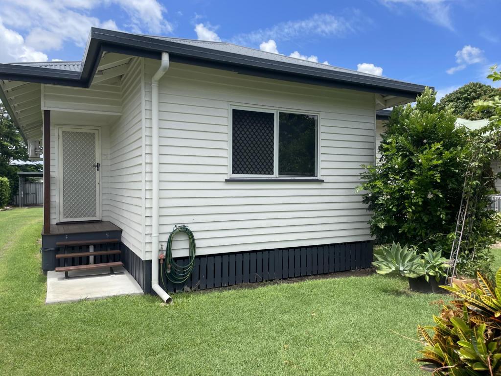 22 Cowap St, Park Avenue, QLD 4701