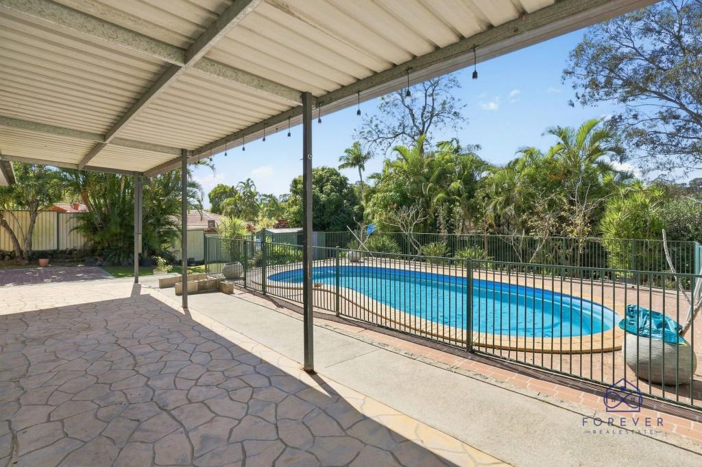 31 Guthrie Pde, Carrara, QLD 4211