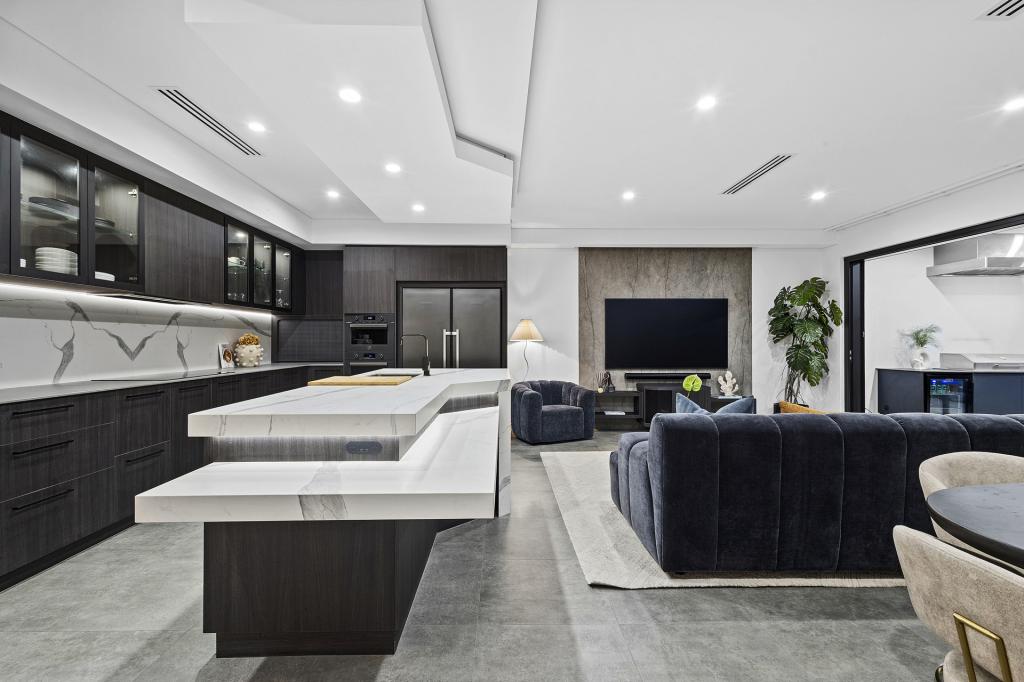 13A HELMSLEY ST, SCARBOROUGH, WA 6019