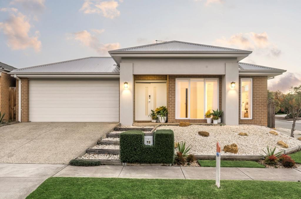 13 Naismith St, Armstrong Creek, VIC 3217