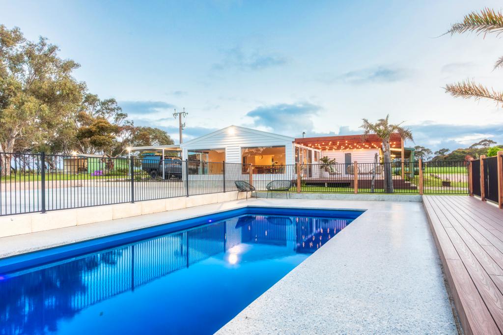 1950 Flinders Hwy, Coomunga, SA 5607