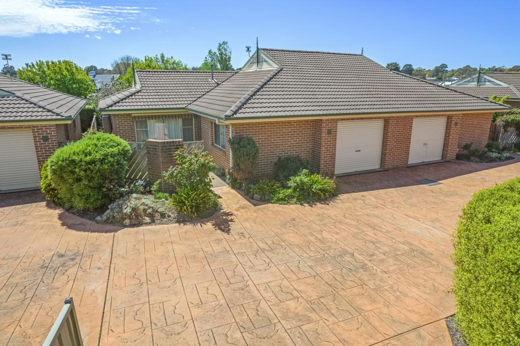 10/14 SHORT ST, YASS, NSW 2582