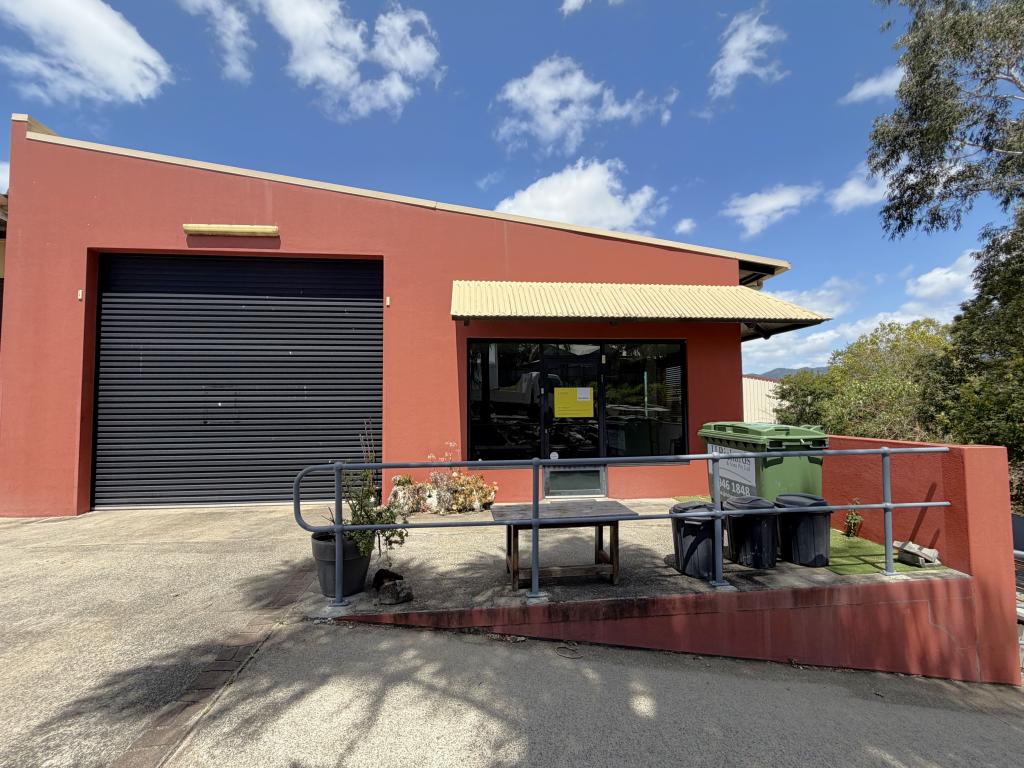 3/6 Commerce Cl, Cannonvale, QLD 4802