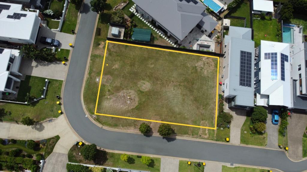 12 Mckie Cres, Cannon Hill, QLD 4170