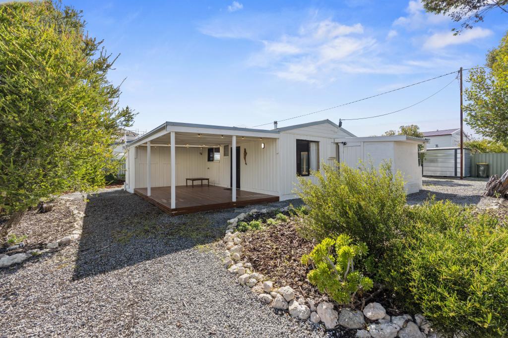 11 Chenoweth Cres, Parsons Beach, SA 5575