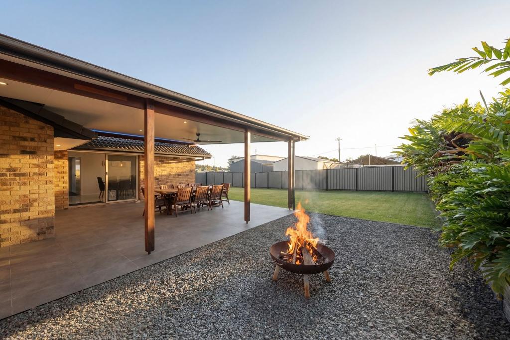 5 BURRAN CT, KULUIN, QLD 4558