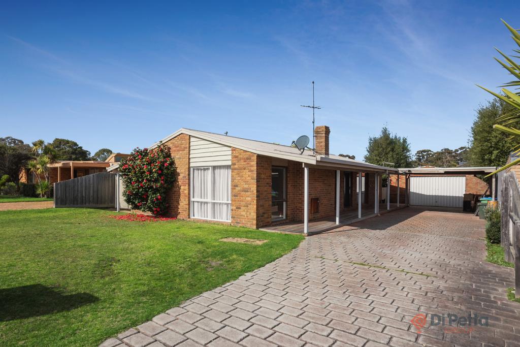 9 Tandara Ct, Mount Martha, VIC 3934