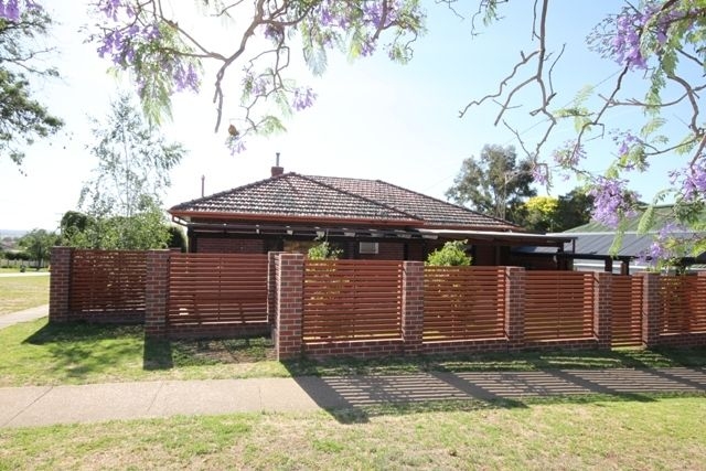 62 Mitchelmore St, Turvey Park, NSW 2650