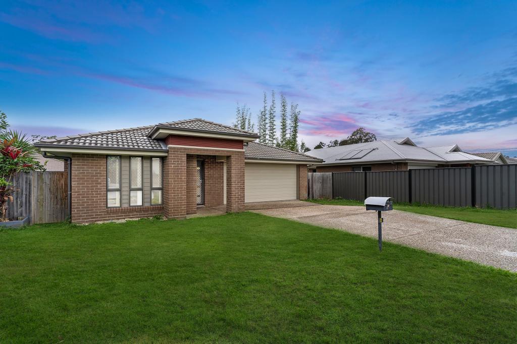 4 Lockyer Pl, Crestmead, QLD 4132