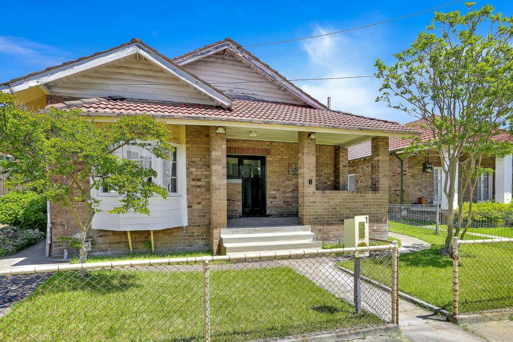1 Martini Pde, Lithgow, NSW 2790