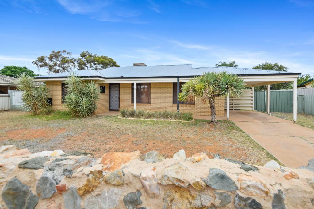 11 Cavalier Cres, Boulder, WA 6432