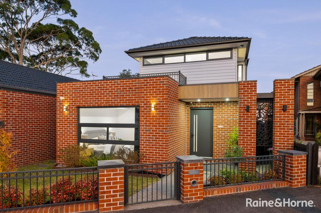 226 Douglas Pde, Newport, VIC 3015