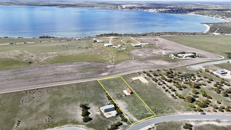 46 Kennedy Rd, Streaky Bay, SA 5680