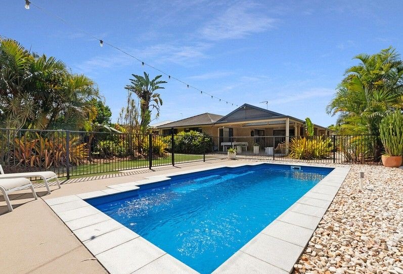 12 Waters Edge Dr, Craignish, QLD 4655