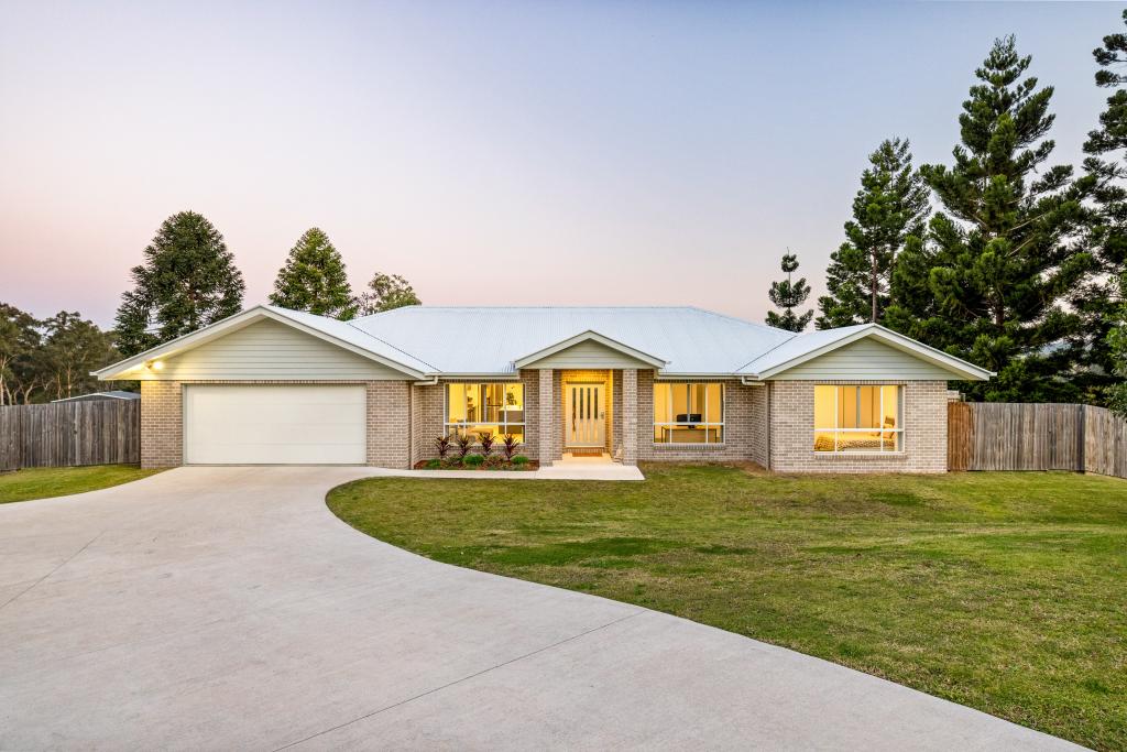 12 VALLEY VIEW CT, JONES HILL, QLD 4570