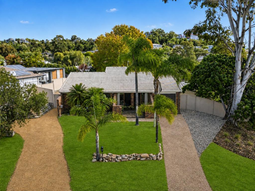 120 Pappas Way, Carrara, QLD 4211