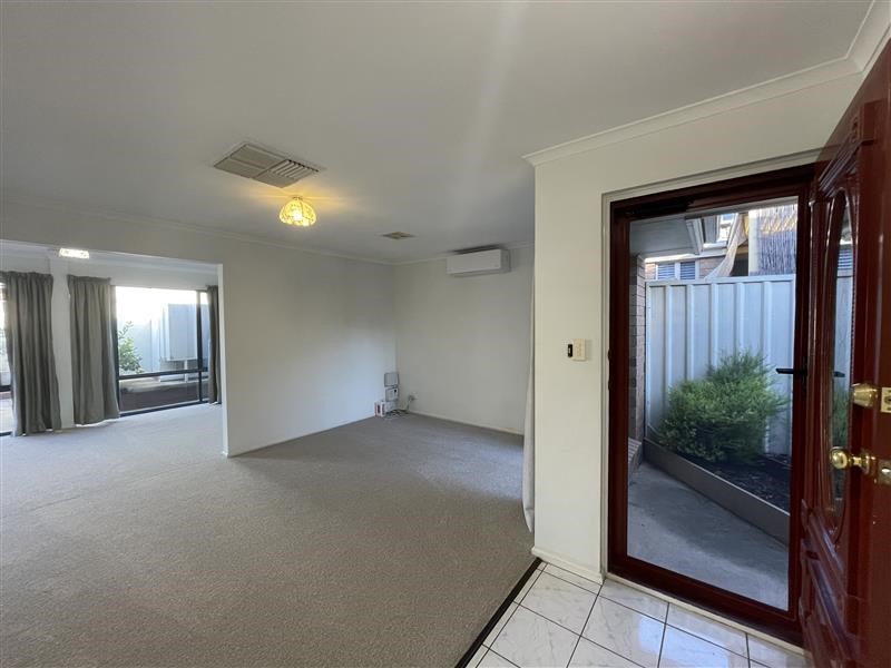 25 Shoalwater Cl, Seaford Rise, SA 5169