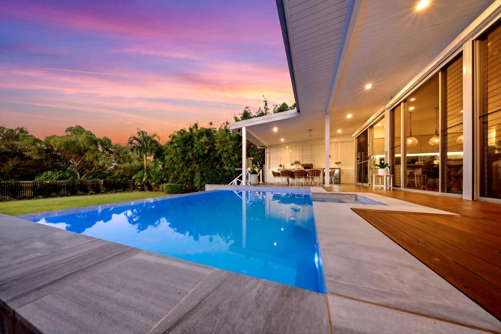 39 Philp St, Hermit Park, QLD 4812