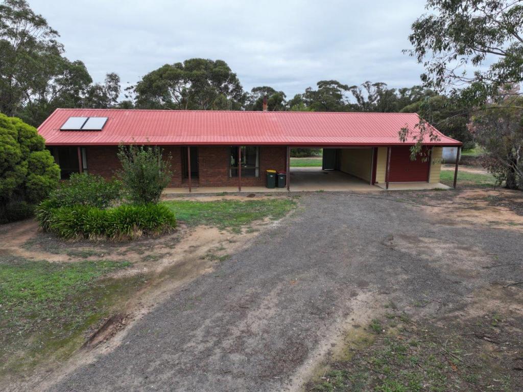 2-4 Giffard St, Newbridge, VIC 3551