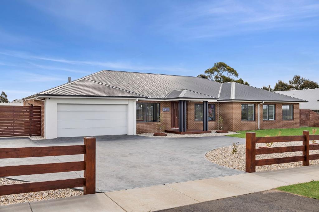 25 Blanchfield Dr, Kyneton, VIC 3444