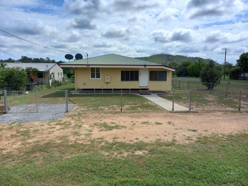 37 Queen St, Chillagoe, QLD 4871