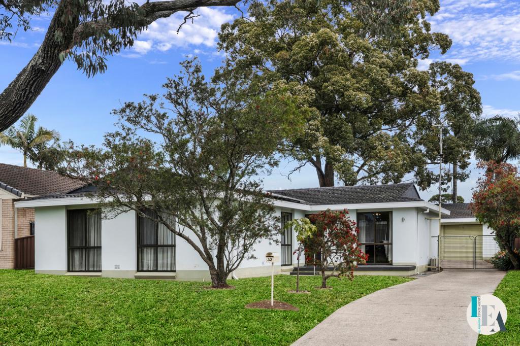 32 Fir Cres, Albion Park Rail, NSW 2527
