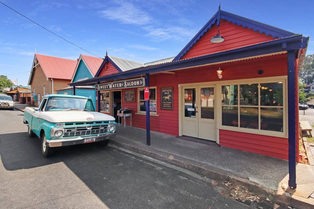 1 BATE ST, CENTRAL TILBA, NSW 2546