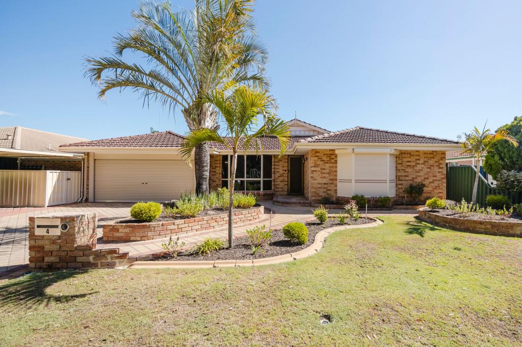 4 Stradbroke Pl, Ballajura, WA 6066