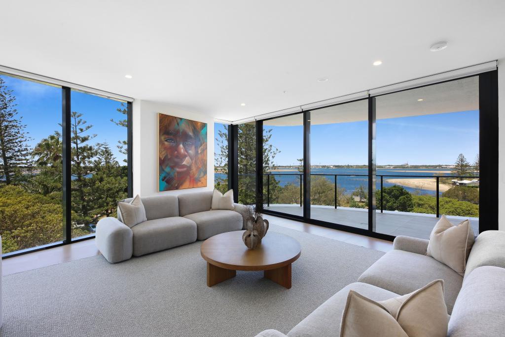 502/180 Marine Pde, Labrador, QLD 4215
