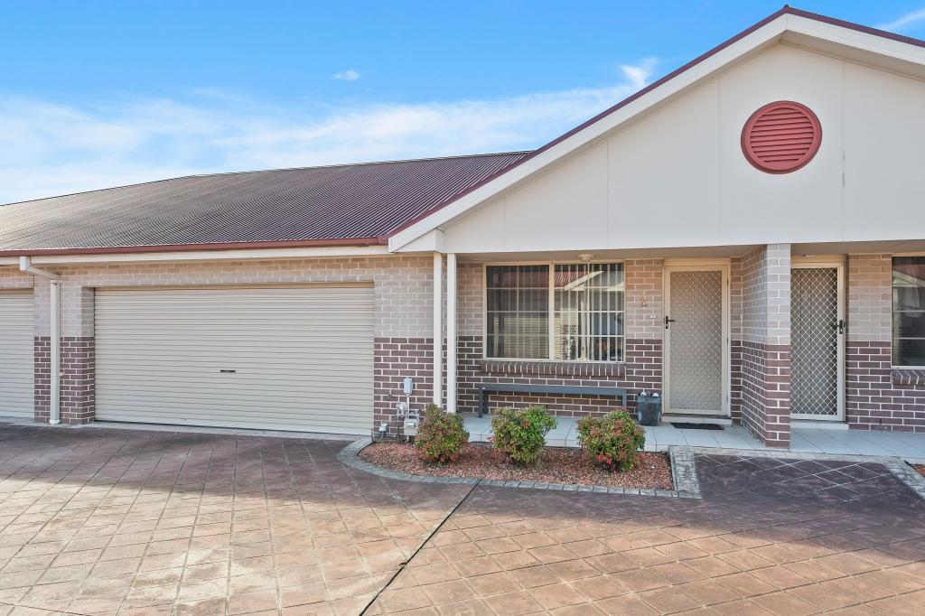 2/105 Tongarra Rd, Albion Park, NSW 2527