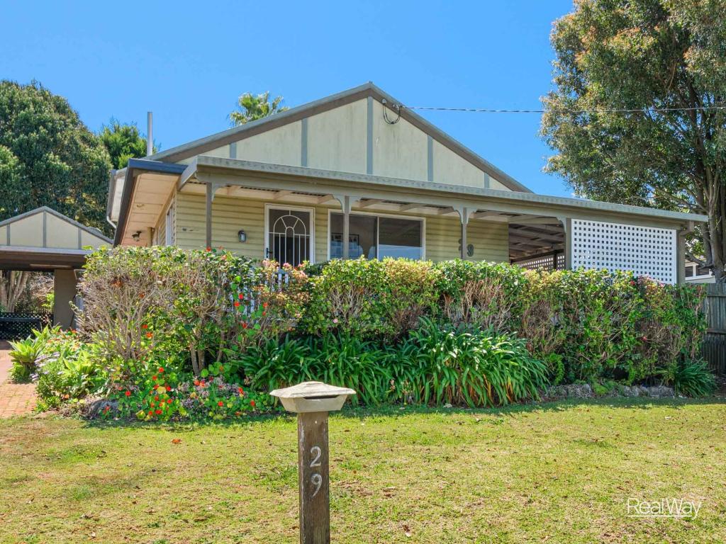 29 Alford St, Mount Lofty, QLD 4350
