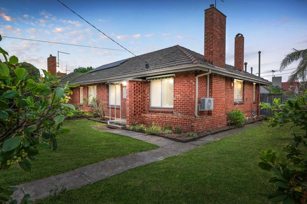 70 DUKE ST, BRAYBROOK, VIC 3019