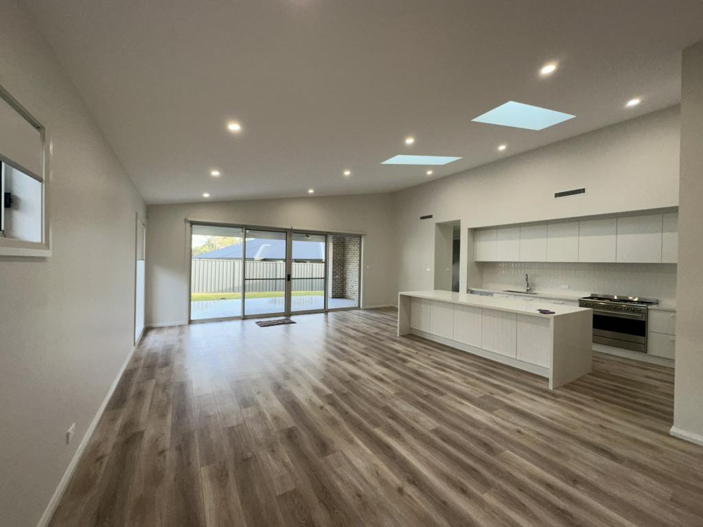 4 Hillgrove St, Medowie, NSW 2318