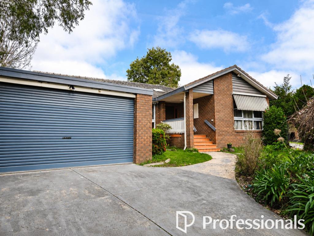 13 Aston Heath, Glen Waverley, VIC 3150