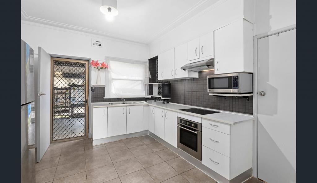 19 Pearson St, South Wentworthville, NSW 2145