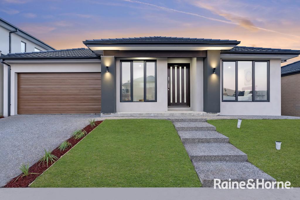 17 Sampson Dr, Pakenham, VIC 3810