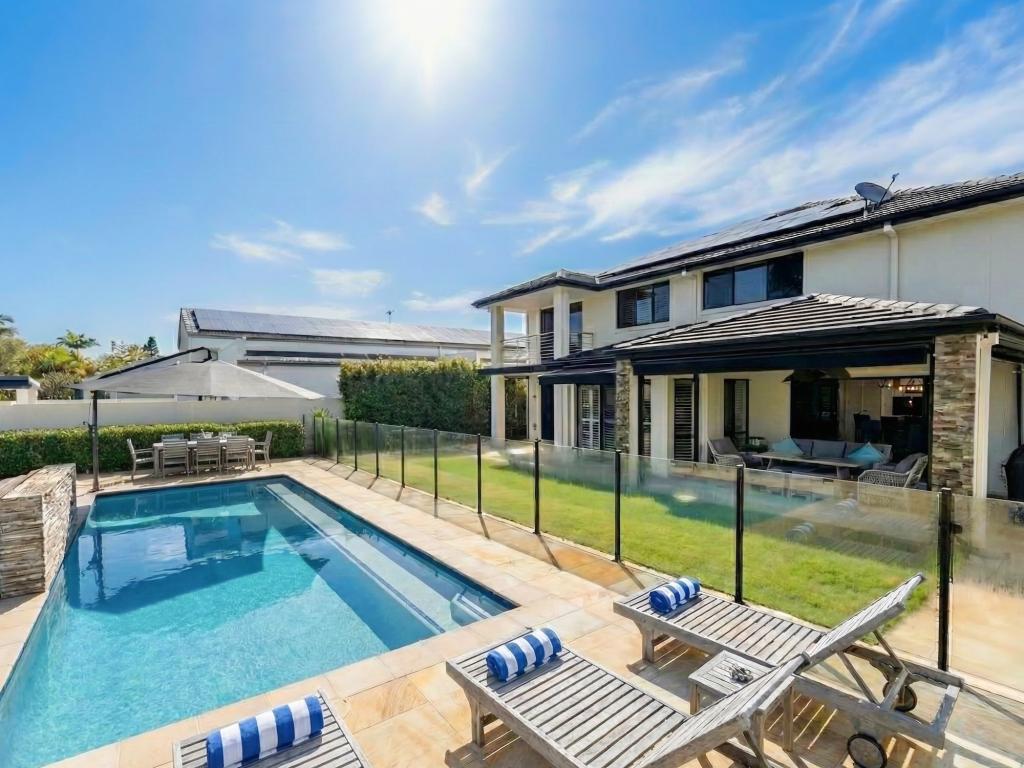 2015 THE CIRCLE, SANCTUARY COVE, QLD 4212