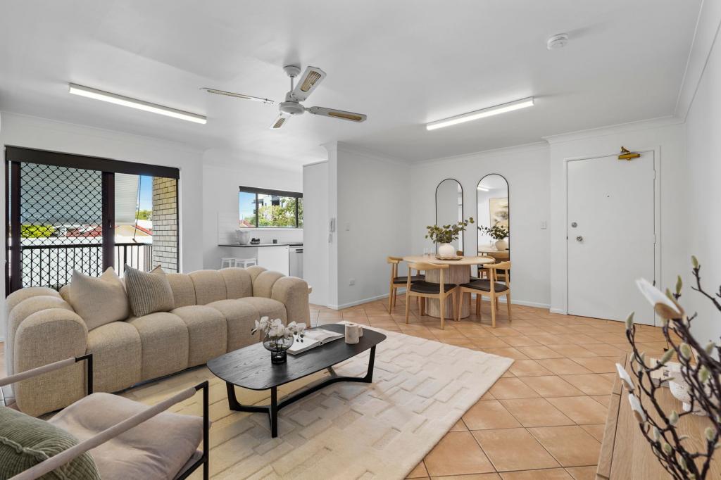 8/116 CLARENCE RD, INDOOROOPILLY, QLD 4068