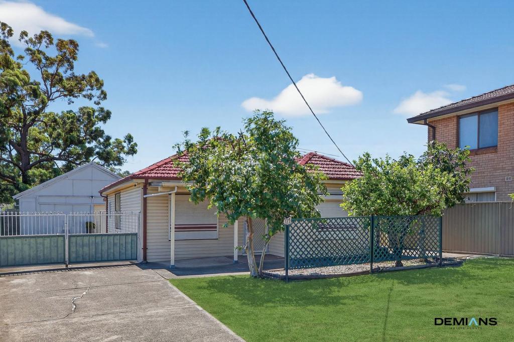 152 Heathcote Rd, Hammondville, NSW 2170