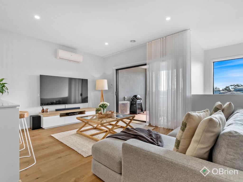 102 Edgar Ave, Cranbourne South, VIC 3977