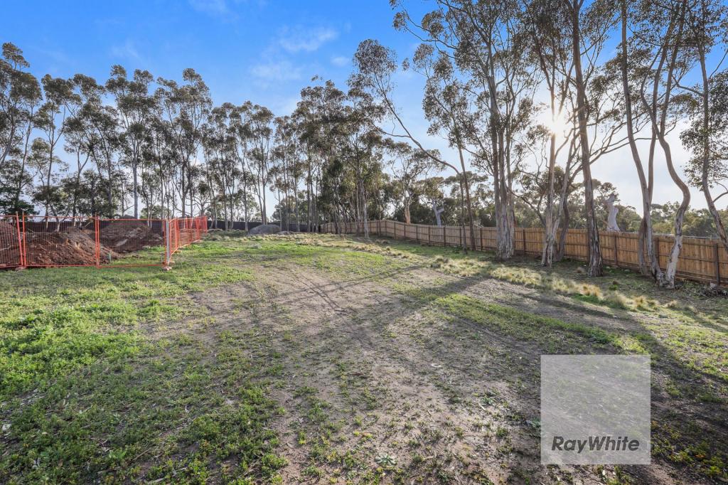 6 Grandeur Ct, Greenvale, VIC 3059