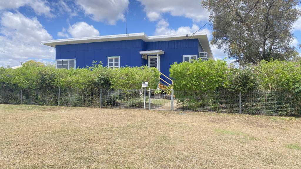 49 Flinders St, Monto, QLD 4630