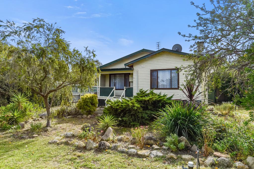 3 Riddoch Ave, Mount Burr, SA 5279